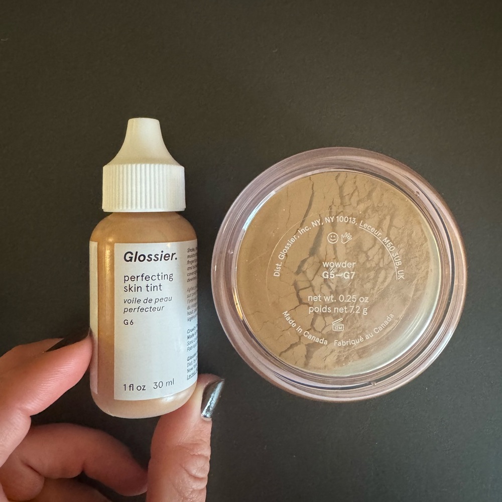 Glossier Perfecting Skin Tint and Wowder Set